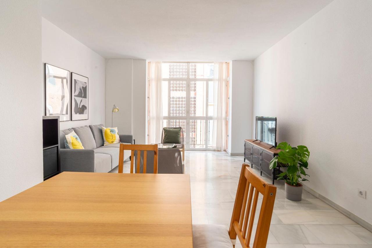 Lu&Cia Central Station 2 Parking Free Apartment Malaga Ngoại thất bức ảnh